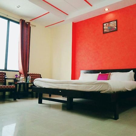 Hotel Aananda Haridwār Esterno foto