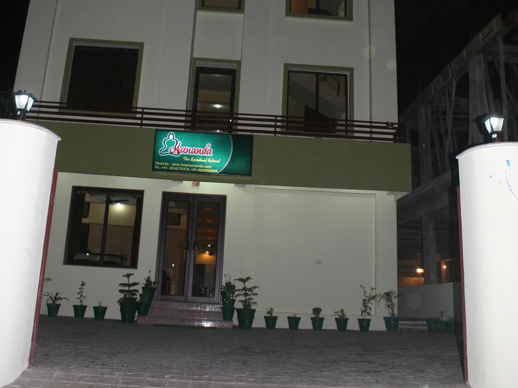 Hotel Aananda Haridwār Esterno foto