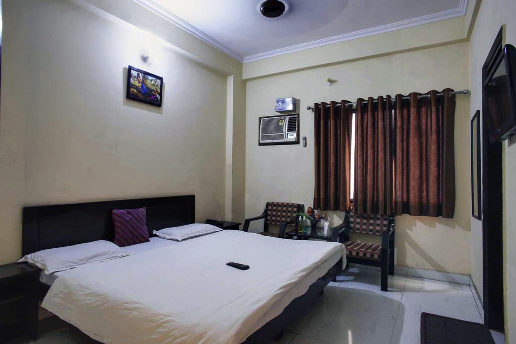 Hotel Aananda Haridwār Esterno foto