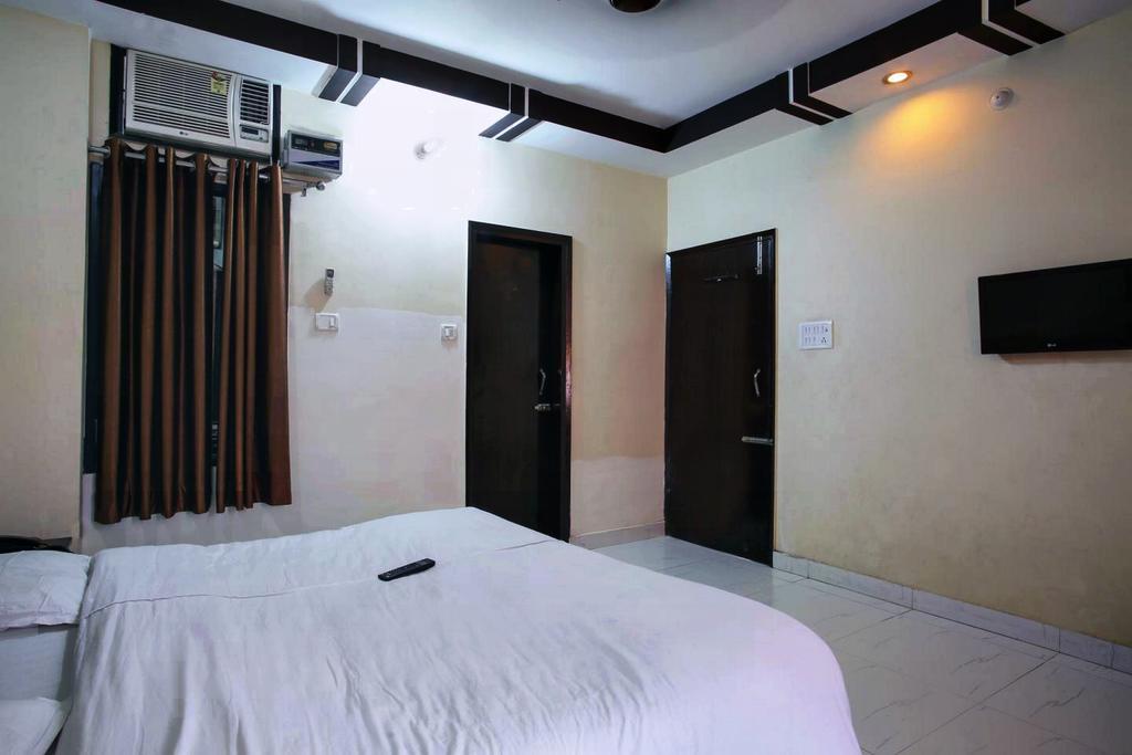 Hotel Aananda Haridwār Esterno foto