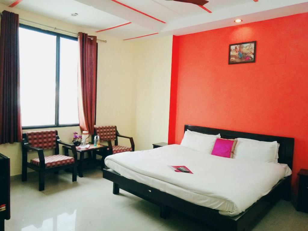 Hotel Aananda Haridwār Esterno foto