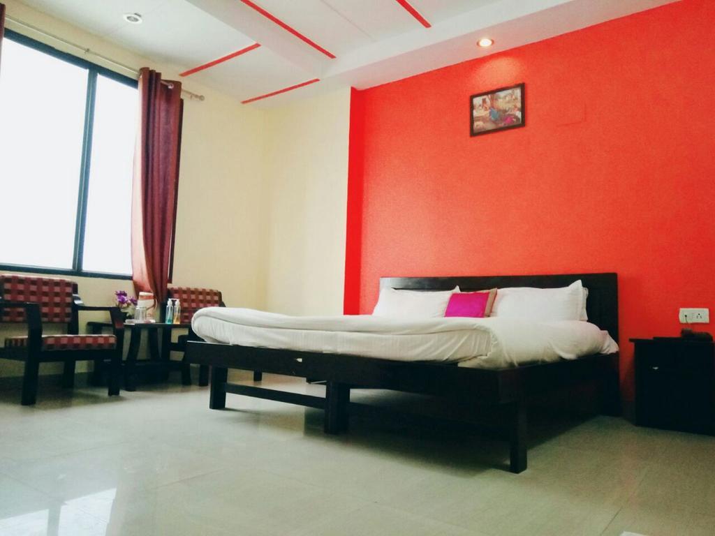 Hotel Aananda Haridwār Esterno foto
