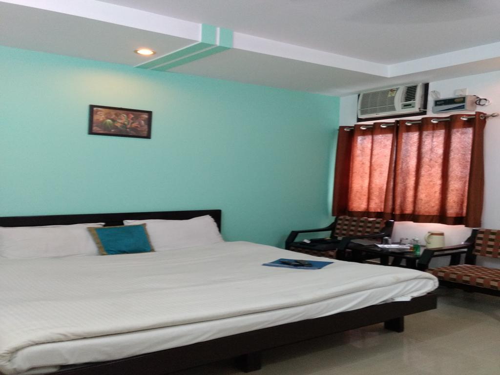 Hotel Aananda Haridwār Esterno foto