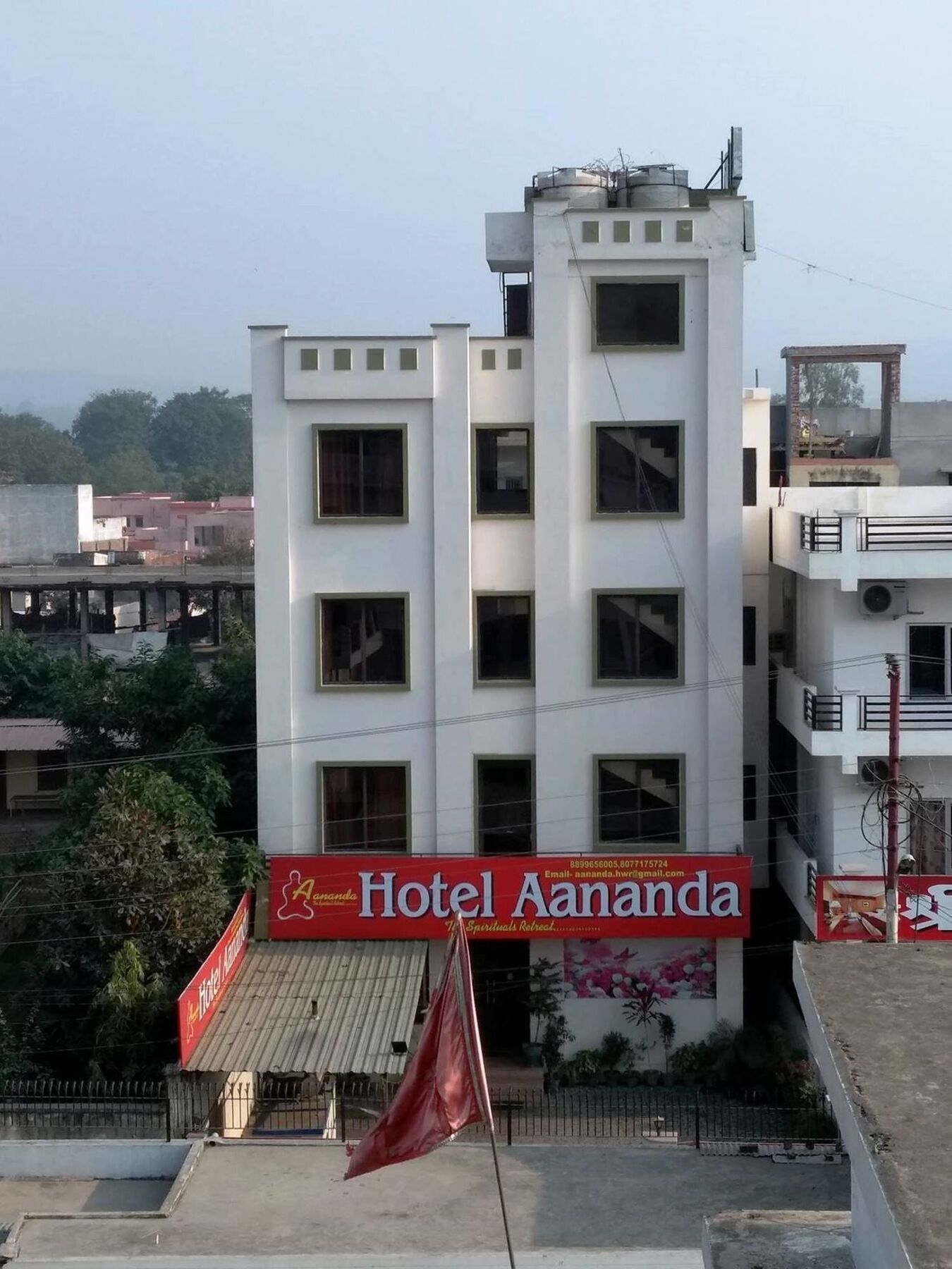 Hotel Aananda Haridwār Esterno foto